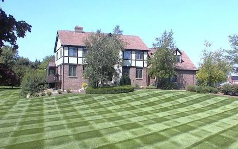 L S T Landscaping Inc. — Landscaper