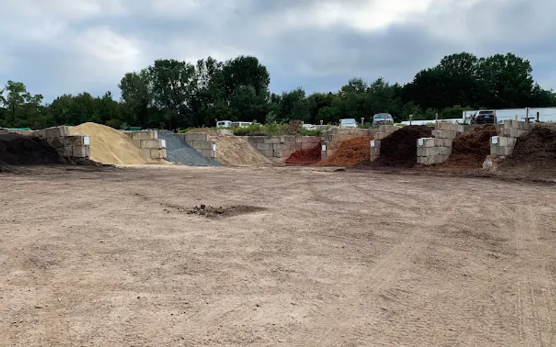 Hedberg Supply (a SiteOne Landscape & Garden Center) — Garden center
