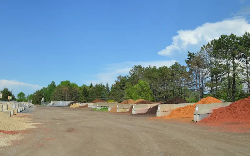 Applewood Nursery & Landscape Supply — Garden center