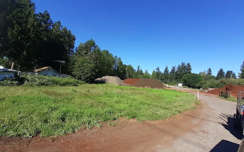 Avondale Bark & Topsoil — Topsoil supplier