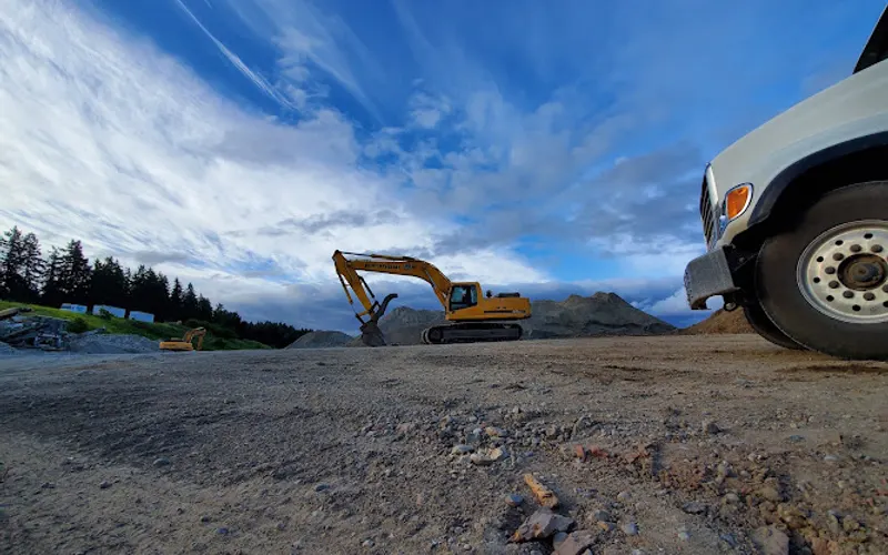 Fruhling Sand & Topsoil — Sand & gravel supplier
