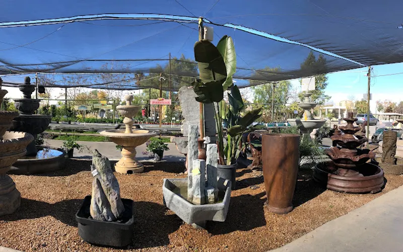 Louie's Nursery and Landscape Materials Inc — Garden center