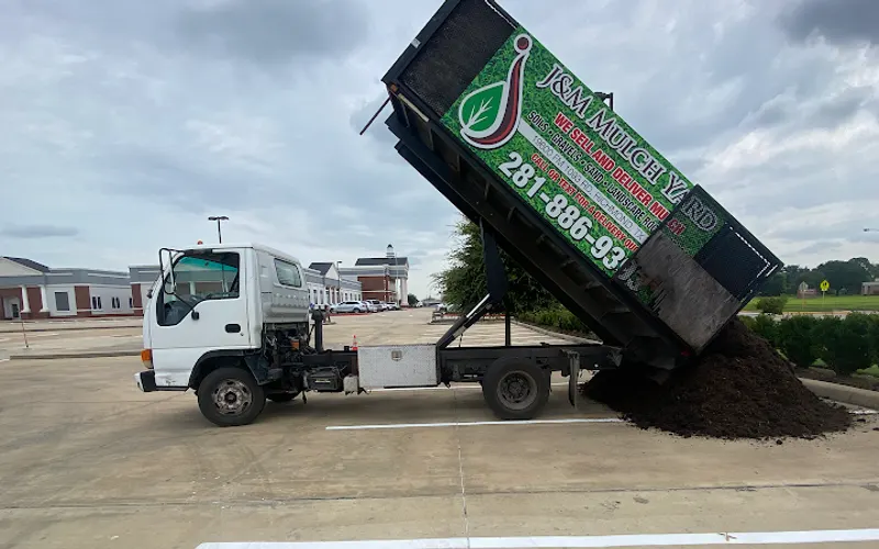 J&M Mulch Yard — Mulch supplier