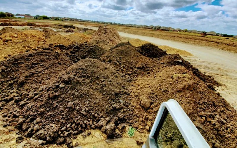 American Dirt Delivery — Dirt supplier
