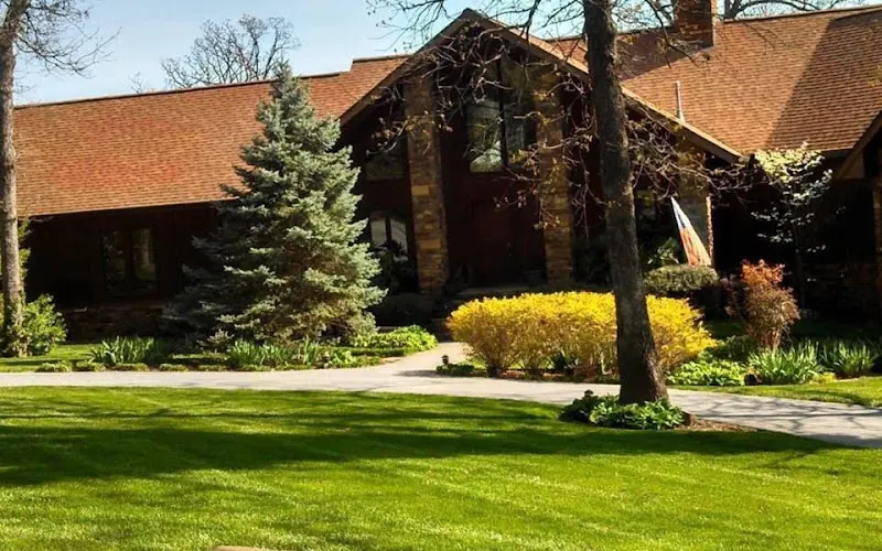 Green Earth Lawn and Landscaping — Landscaper