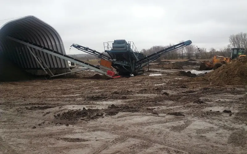 Farmer's Top Soil — Topsoil supplier