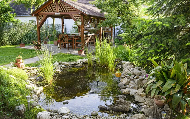 4 Seasons Landscaping Plus — Landscaper