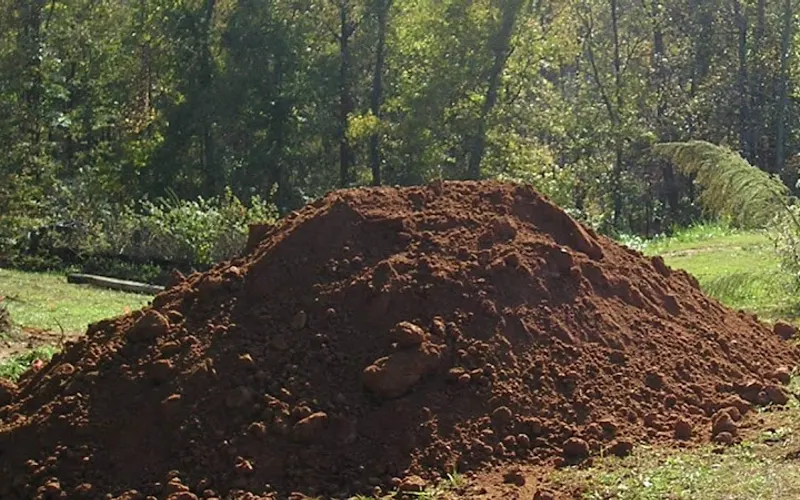 Andersonmulch.com — Topsoil supplier