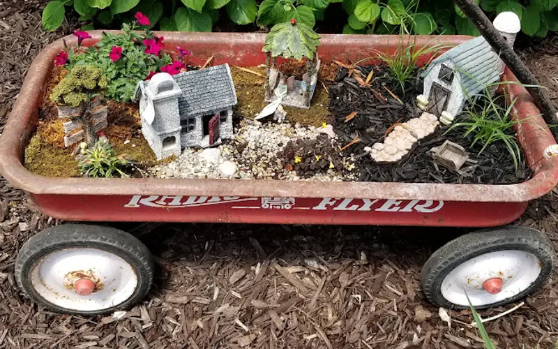V & V Nursery — Garden center