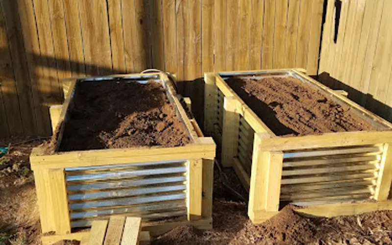 Landscaper's Corner — Garden center