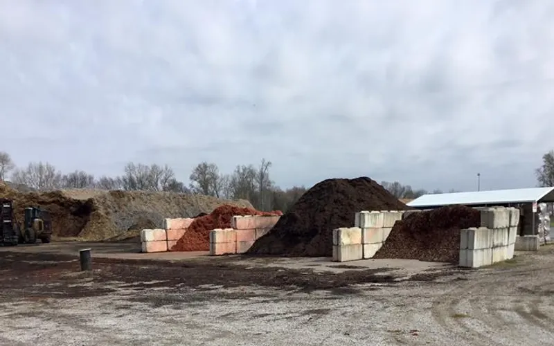 Red River Mulch, Carports & Nautical Decor — Mulch supplier