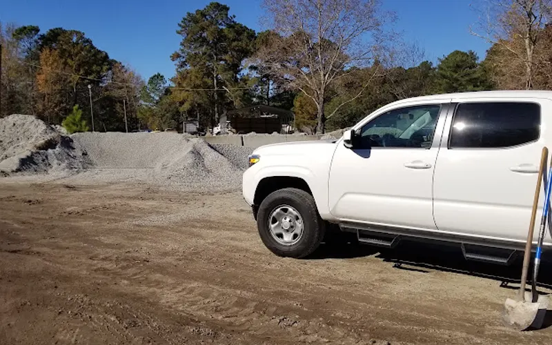 Dirt Cheap Sand Rock & Mulch — Mulch supplier