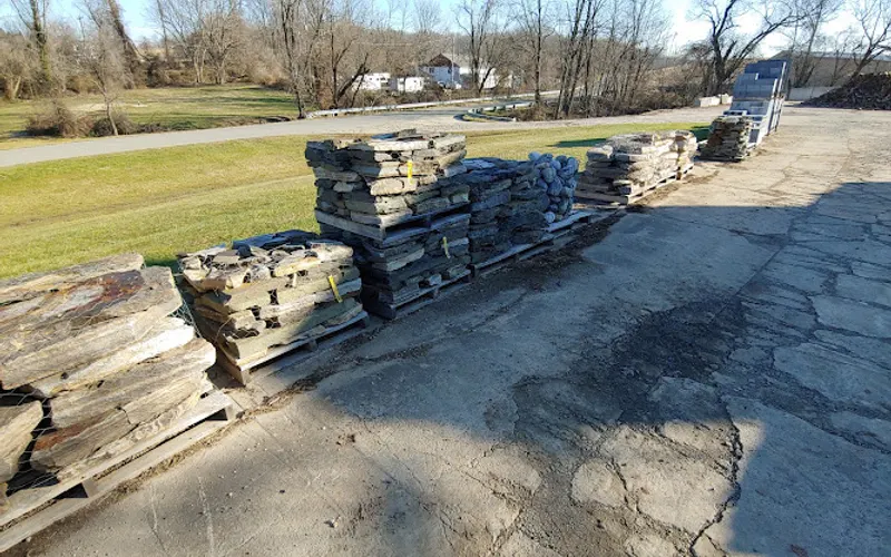 Loudoun County Milling Co — Mulch supplier