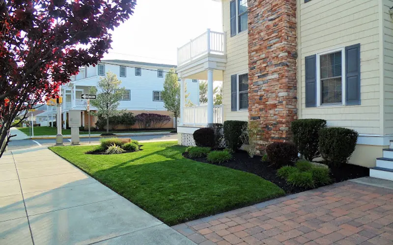 Murphy's Lawn Care & Landscaping — Lawn care service