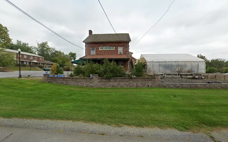 Wanner Landscaping & Garden — Mulch supplier