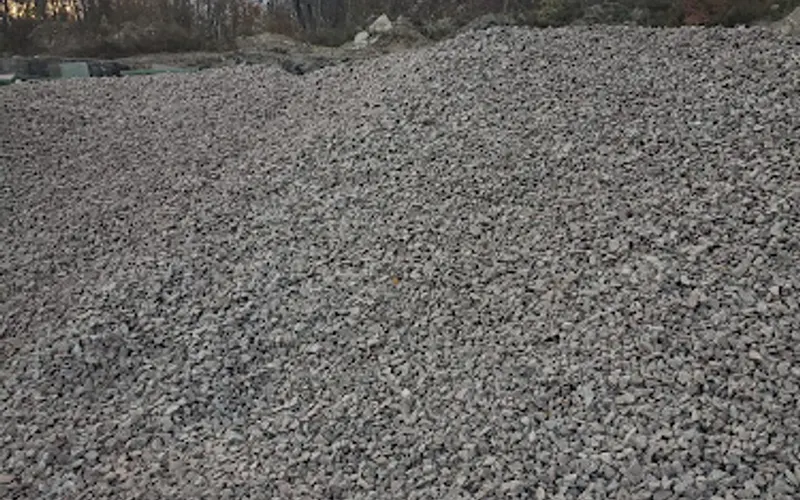 Seamans Sand and Gravel — Topsoil supplier