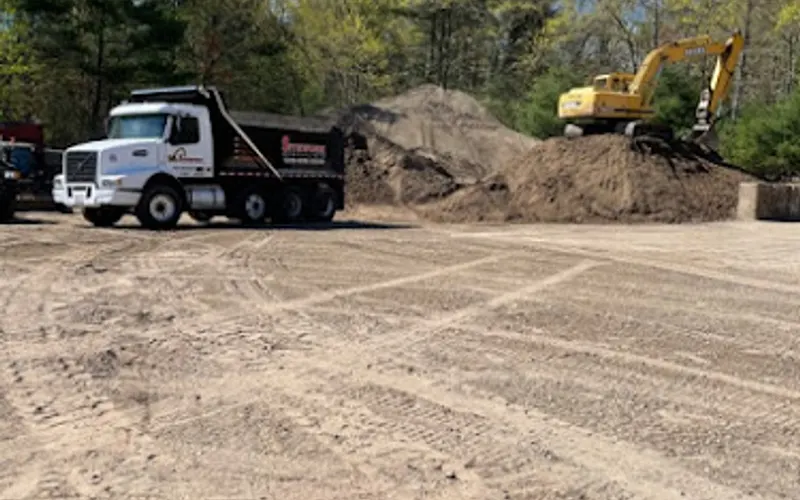 loamandmulch.com — Topsoil supplier