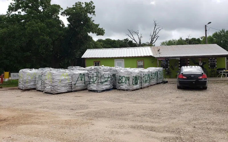 Lone Star Mulch & Compost LLC — Mulch supplier