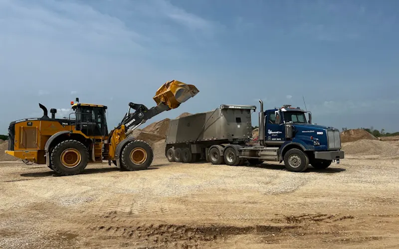 Crystal Aggregate Materials — Sand & gravel supplier