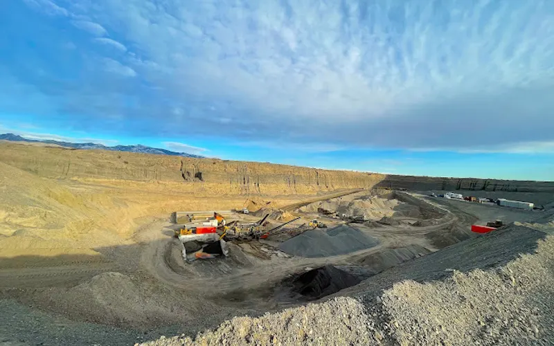 M Aggregates — Sand & gravel supplier