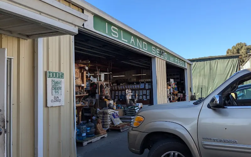 Island Seed & Feed — Animal feed store