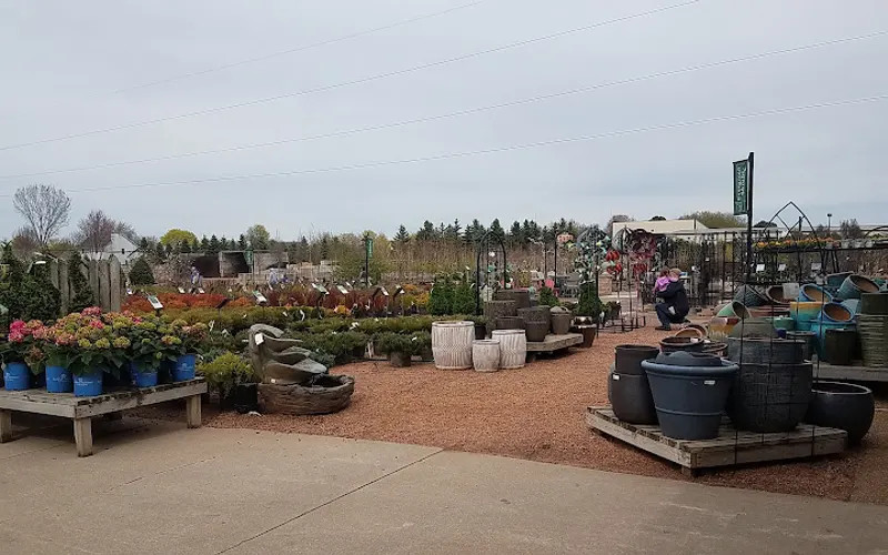 Schmalz Custom Landscaping & Garden Center — Landscaping supply store