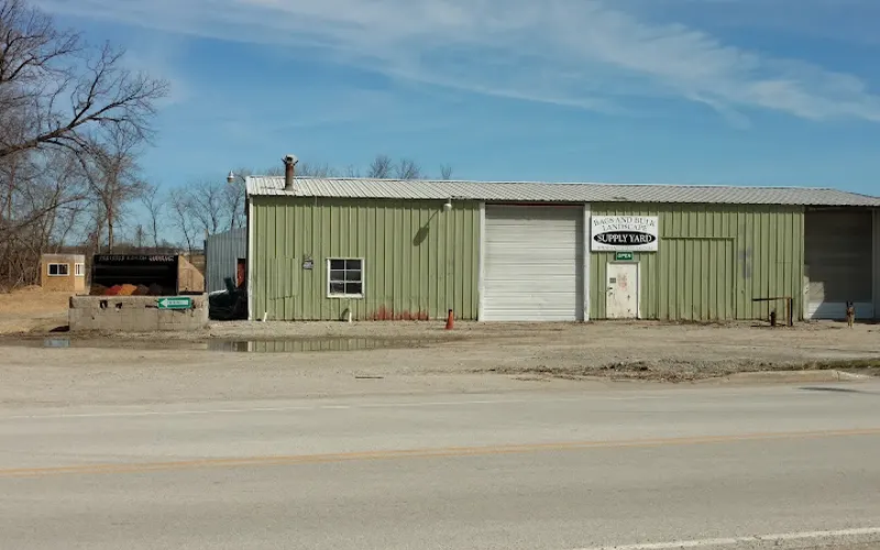 Bags and Bulk Landscape Supply Yard — Mulch supplier