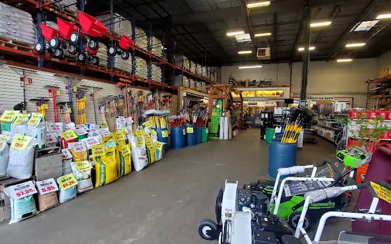Vigliotti Landscape Service Center — Landscaping supply store