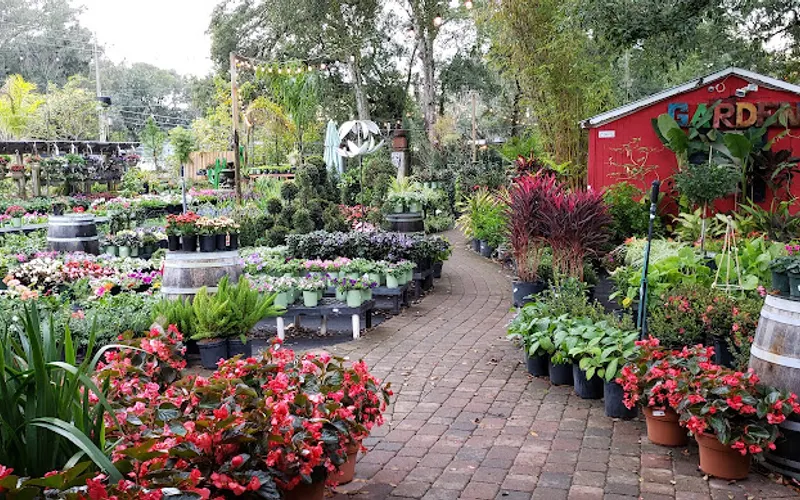 Palmer's Garden & Goods — Garden center