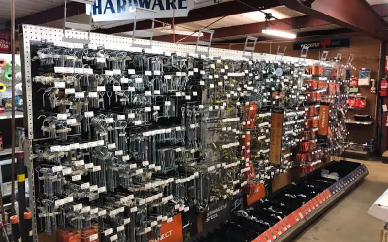 Waskom Hardware — Hardware store