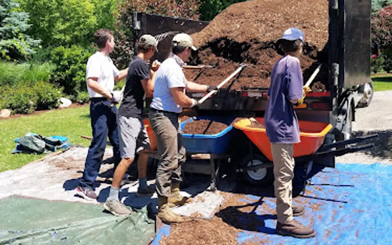 Earth Art Garden Center — Topsoil supplier