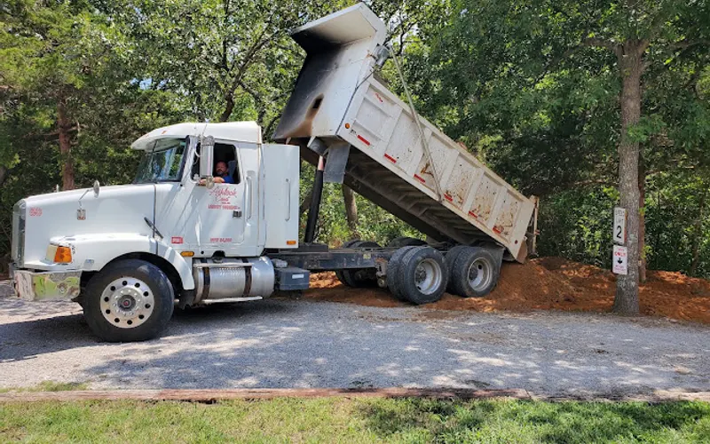 Ashlock Construction Dozer and Dumptruck Service — Excavating contractor