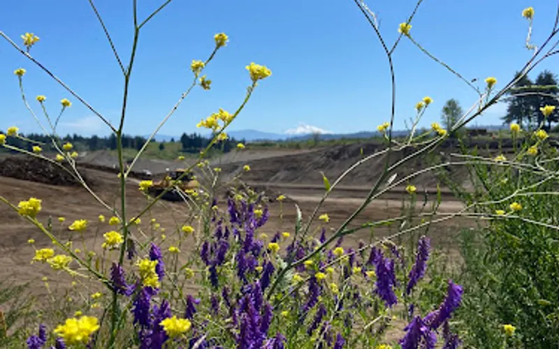 East County Materials — Topsoil supplier