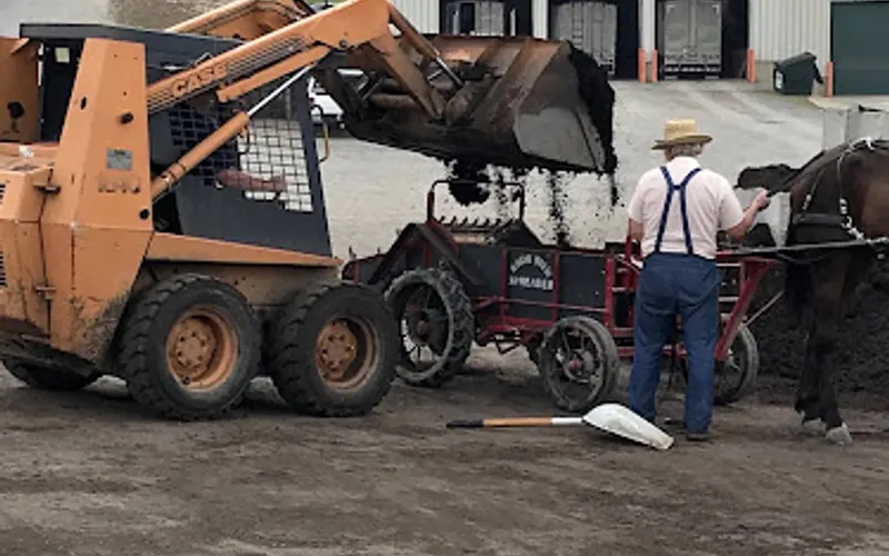 Kaufman Mulch Inc. — Mulch supplier