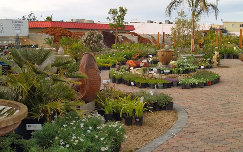 Hana Gardens Seaside (Seaside Garden Center) — Garden center