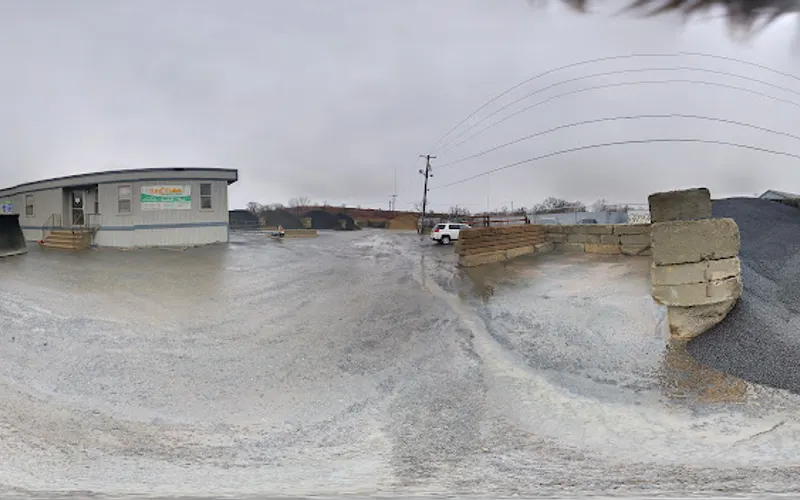 Elm CIty Materials — Mulch supplier