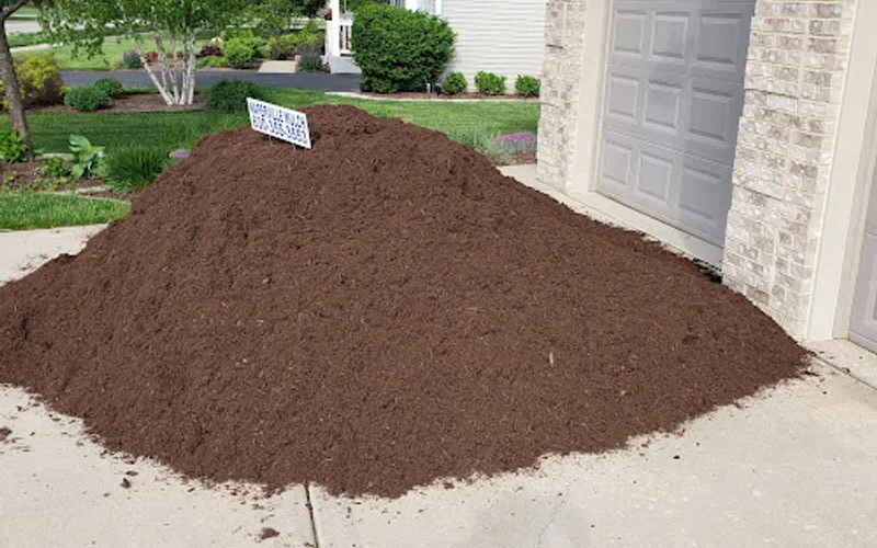 Naperville Mulch Sales — Mulch supplier