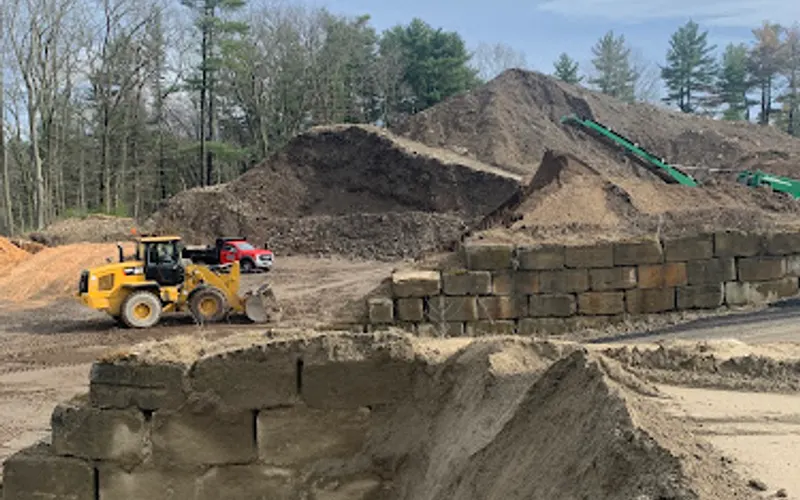 McIntyre Loam Inc — Landscaping supply store