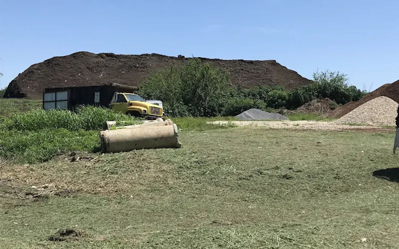 Sugarland Garden Soil-Materials — Topsoil supplier