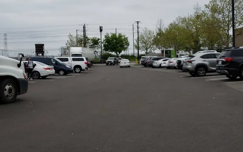 Horizon Distributors — Landscaping supply store