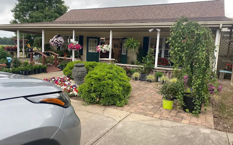 Cappelli's Country Gardens — Garden center