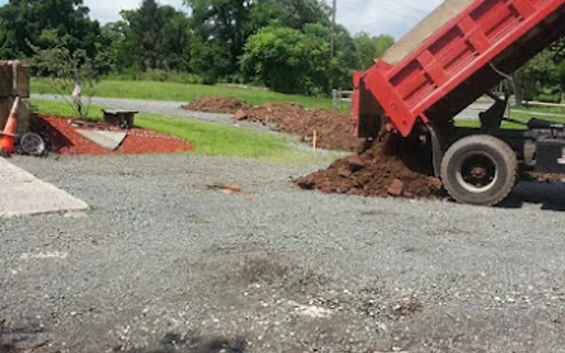 Monty's Mulch — Topsoil supplier