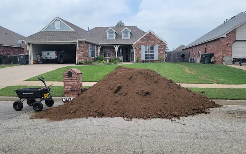 The Organic Recycler — Topsoil supplier