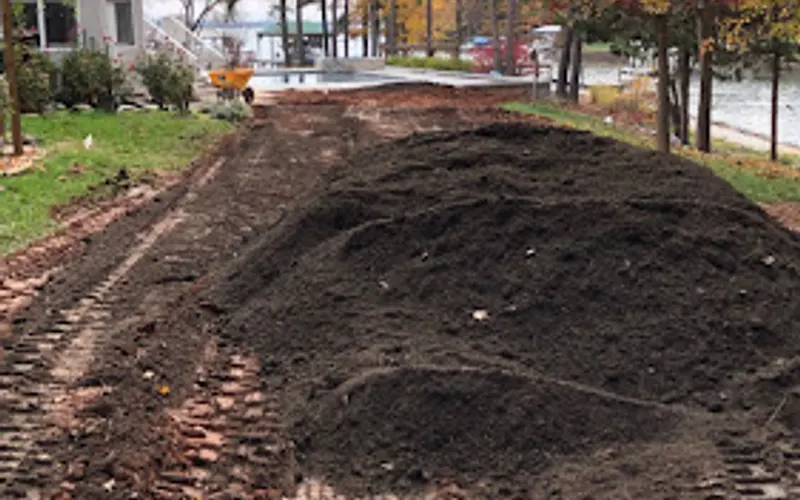 PERENNIAL GROVES INC — Mulch supplier