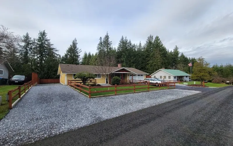 Lael’s Landscape and Stone Supply — Landscaping supply store