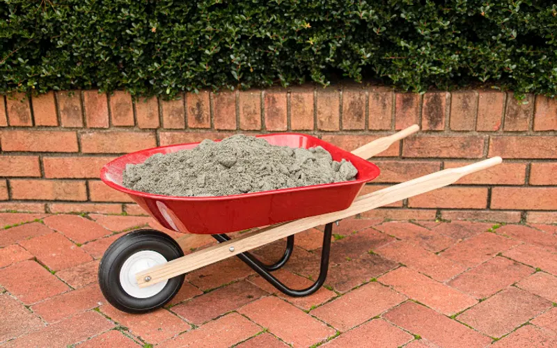 HENSONS' INC. MULCH & MORE — Mulch supplier