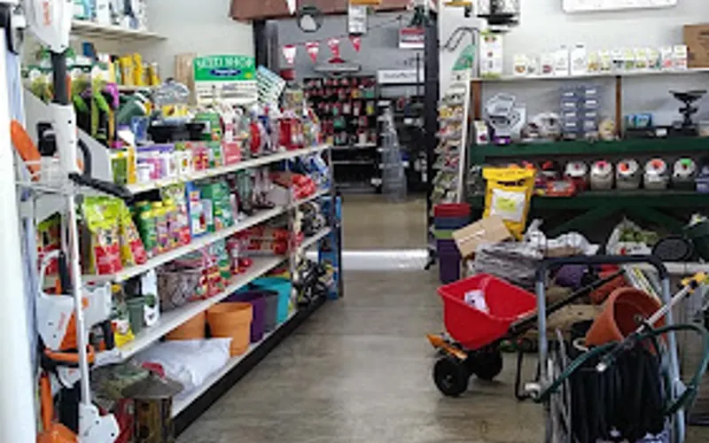 Tunnel Hill Hardware — Hardware store