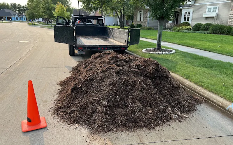 Quality Cuts Lawn And Snow LLC — Lawn care service