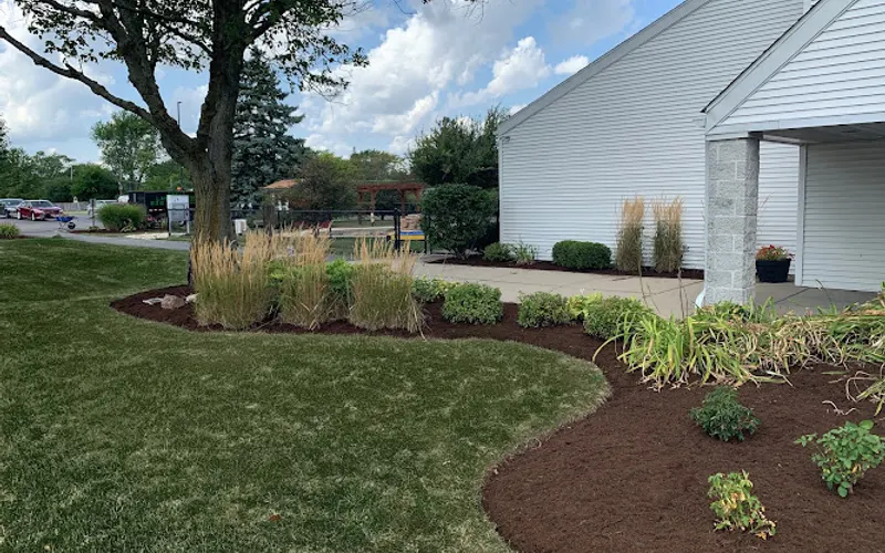 Anderson Lawn Pros — Lawn care service