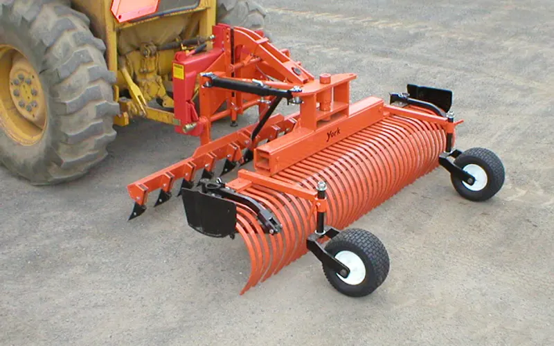 YORK RAKES — Farm equipment supplier